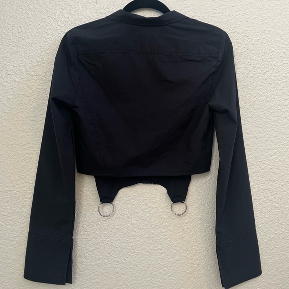 NWT Urban Outfitters Vivienne Hardware Button Down Top - Picture 4 of 6